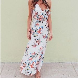LUSH• LIGHT PINK/FLORAL MAXI• SIZE M